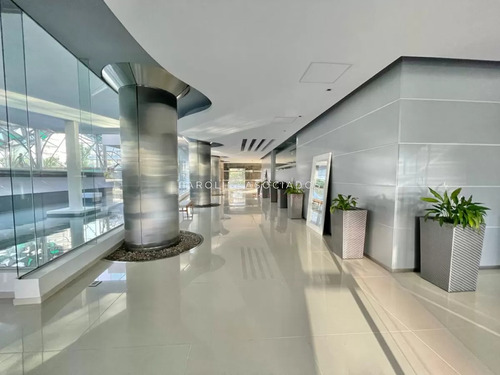 Apartamento En Venta En Icon Brava Tower, Punta Del Este.