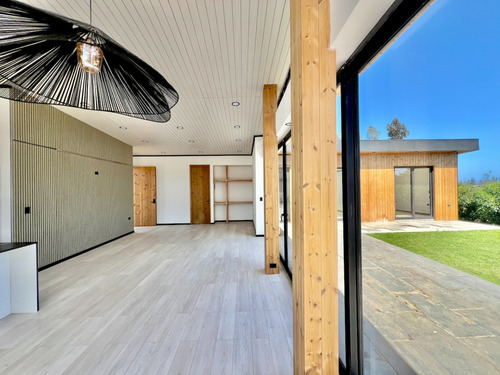 En Venta Nueva Y Encantadora Casa En Maitencillo Sur