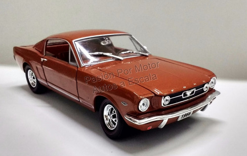 1:24 Ford Mustang 2+2 Fastback 1966 Cafe M2 Machines Shelby