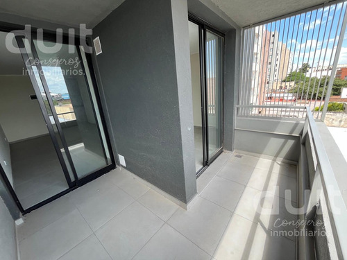 Piso 4to Con Balcon. Oportunidad En Nueva Cordoba!