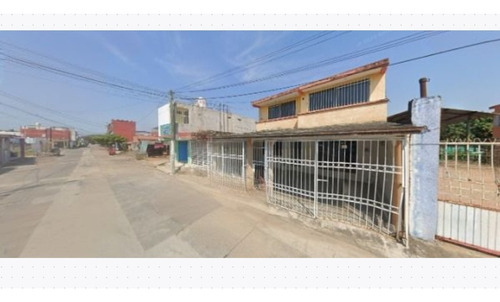 Casa En Venta C. Sánchez Mármol 720 San Miguel Comalcalco Tabasco/ Recuperacion Bancaria Laab2