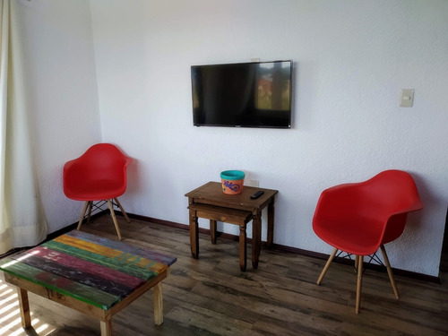Imagen 6 de 14 de Complejo En Venta 3 Casas + 2 En Proceso - Punta Del Diablo