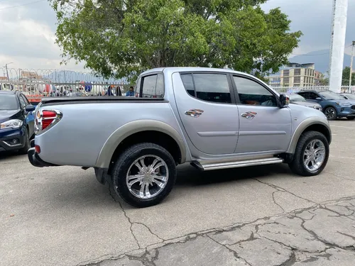 Mitsubishi L200 Sportero 3.2 Superlujo Mt