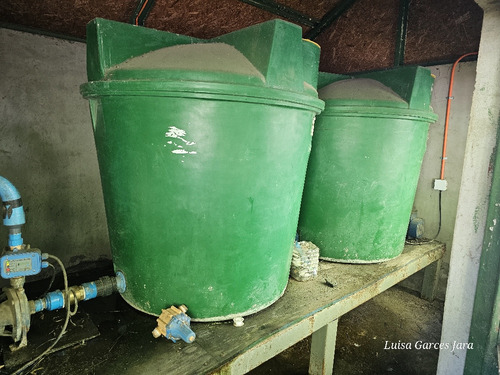Bodega Con Oficinas Y Patio Pavimentado En Cabrero