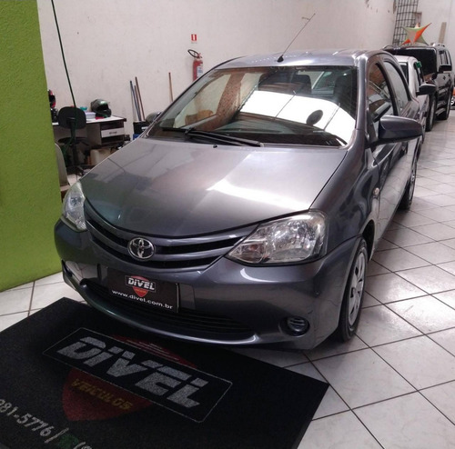 Toyota Etios 1.5 Xs 16v Flex 4p Manual