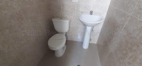 Imagen 22 de 30 de Sp/** Excelente Edificio Con Local Comercial En P/b Y Mas Bondades En Venta Barquisimeto Zona Centro, Tlf. 0424-5197639. # 22-15281, Lara Venezuela