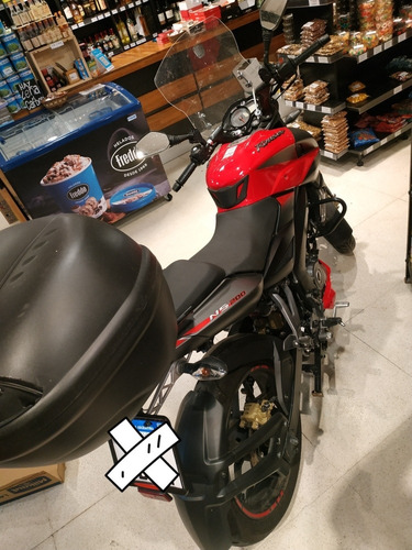 Bajaj Rouser Ns 200