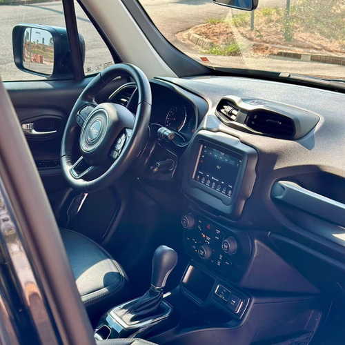 Jeep Renegade Renegade Sport 1.8 4x2 Flex 16V Aut.
