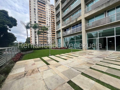 Agp Apartamento Con Cocina Equipada, Piso Porcelanato, Piscina, En Venta En Santa Eduvigis 25-16474 Ys
