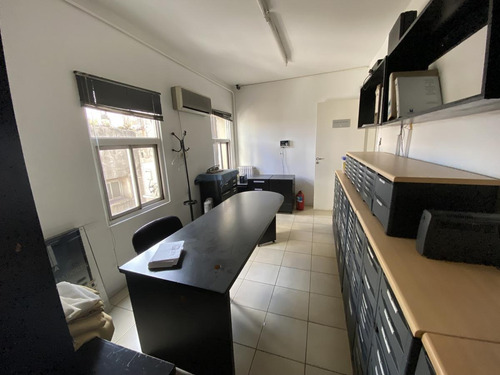 Imagen 8 de 11 de Oficina En Alquiler - Palier Privado - Luminosa - Microcentro