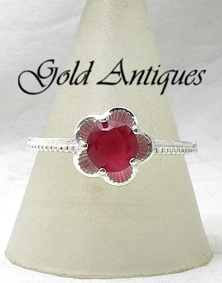 Anillo De Plata 925 Y Rubi Roseta