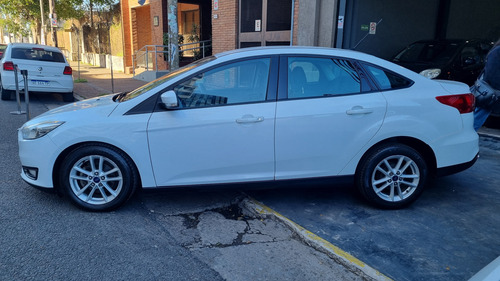 Ford Focus III 1.6 Sedan S