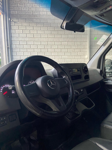 Mercedes-Benz Sprinter Van Sprinter 417 2024 teto alto prata com 74 mil km!