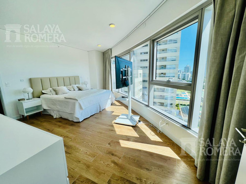 Venta : Apartamento 2 Dormitorios Torre Trump Playa Brava Punta Del Este