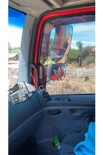 Imagem 11 de 12 de Caminhão Mercedes 2040 - 4x2 T
