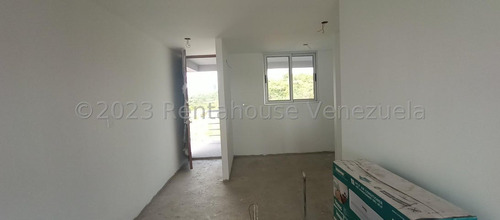 Imagen 29 de 30 de Apartamentos En Venta En Barquisimeto Lara Colinas Del Viento En El Mejor Conjunto Del Este De La Ciudad , Consta De Cocina, Área De Servicios, Recibo, Comedor, Balcón, Hab Principal Con Baño
