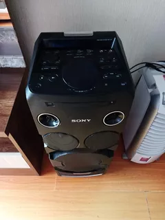 Equipo De Sonido Sony En Buen Estado Usando En Buenas Condic