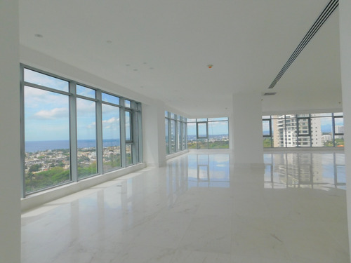 Apartamento En Venta En Los Cacicazgos Frente Al Parque Mirador Sur, La Zona Más Exclusiva De Santo Domingo, Republica Dominicana. Av.anacaona.