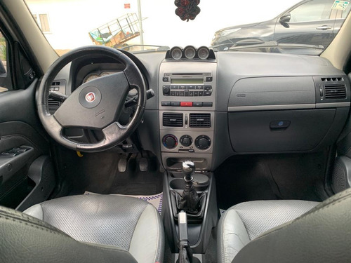 Imagem 9 de 14 de Fiat Palio Weekend 1.8 16v 4p Flex Adventure Locker