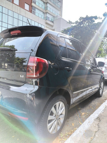 Imagem 11 de 13 de Volkswagen Fox 2011 1.6 Vht Total Flex 5p