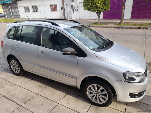 Imagen 6 de 18 de Volkswagen Suran Highline I-motion 2013