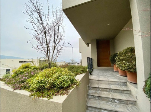 Como Nueva, Gran Vista, Colegio Monste Tabor Y Craighouse