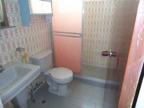 Imagen 9 de 11 de Apartamento 115 Mts2 Urb. Camoruco ,al Lado De La Cruz Roja
