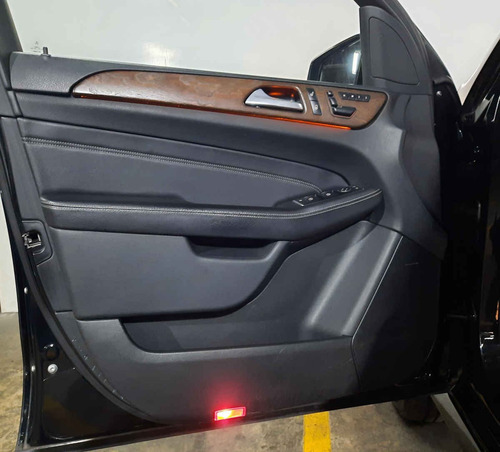 Imagen 14 de 15 de Mercedes-benz Clase M 2014 5p Ml 500 Guard Vr4 V8/4.7/t Aut