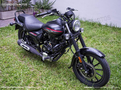 Moto Custom Bajaj Avenger 220 Street Chopper Urquiza Motos