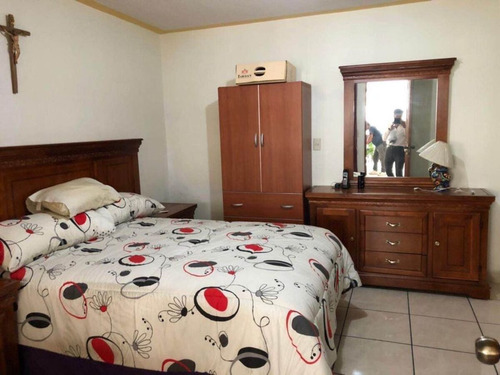 Casa En Venta En Calle De Nicolas Leon, Colonia Jardin Balbuena, Venustiano Carranza