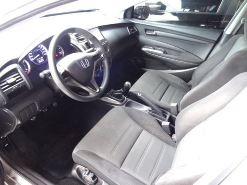 Honda City 1.5 Sport Flex 4p Pneus Novos Goodyear