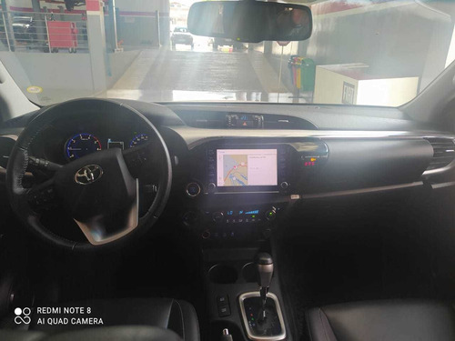 Imagem 9 de 12 de Toyota Hilux Cabine Dupla 2.8 Tdi Srv Cd 4x4 (aut)