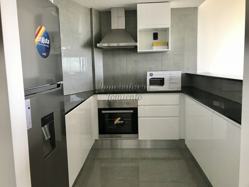 Alquiler Anual Apartamento 1 Dormitorio Zona Roosevelt- Ref: 1033