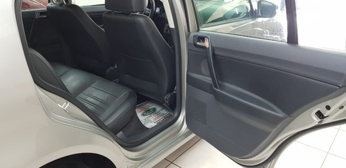 Vw Polo Sedan 1.6 Comfort Prata 2013 Flex