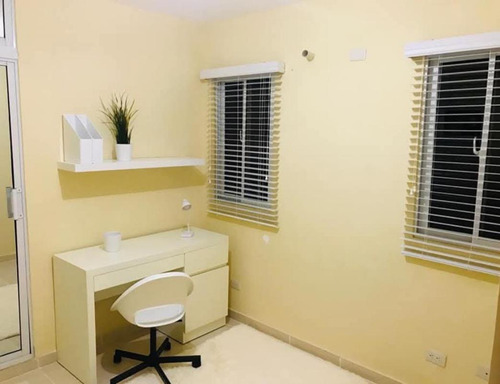 Apartamento Completamente Amueblado De Gran Oportunidad.