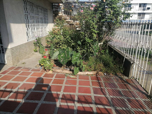 Imagen 2 de 17 de Casa - Lote De 1 Piso En Venta Al Sur De Cali Colseguros