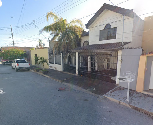 Bonita Propiedad En Venta En Villa Jardin, Lerdo, Durango..