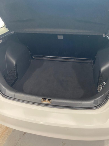 Imagen 2 de 11 de Volkswagen Suran 1.6 Trendline 2016