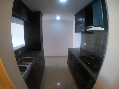 Imagen 8 de 14 de Vendo Apartamento En Bella Suiza(bogota) Mls 22-988 C.o