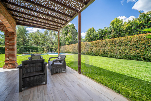 Excelente Casa En Venta Miraflores Country Club - Las Lomitas