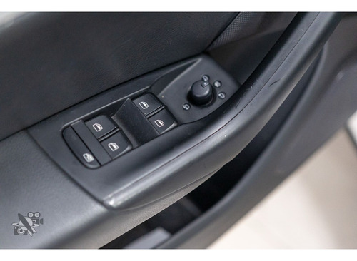 Audi Q3 1.4 TFSI AMBIENTE FLEX 4P S TRONIC