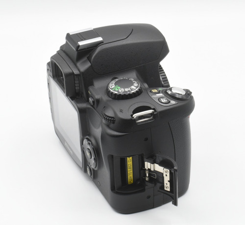 Nikon D40