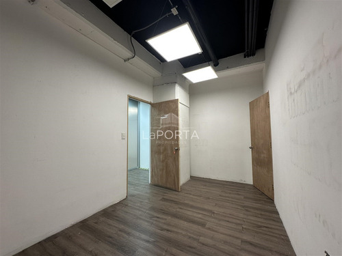 Local Comercial En Arriendo En Las Condes