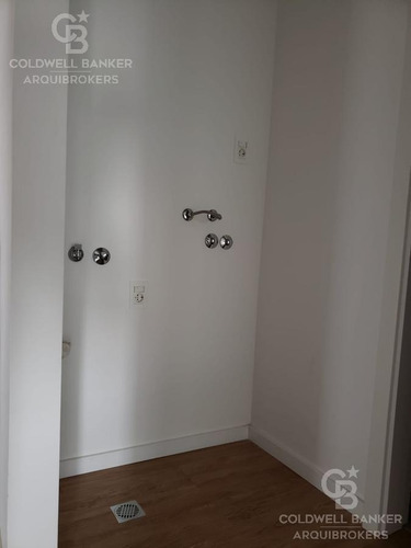 Apartamento De 2 Dormitorios A La Venta En Barrio Sur