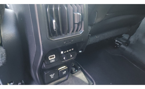 Jeep Commander 2.0 TD380 TURBO DIESEL OVERLAND AT9