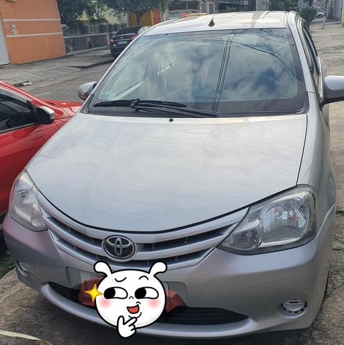 Toyota Etios 1.3 2014