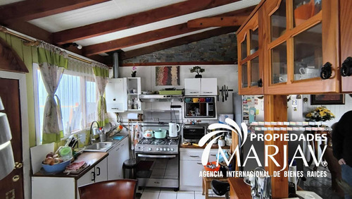 (cód 8000) Propiedad Urbana 653m2 + Casa +3 Cabañas Com