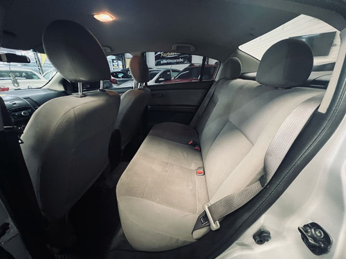 Nissan Sentra 2.0 Flex 4p