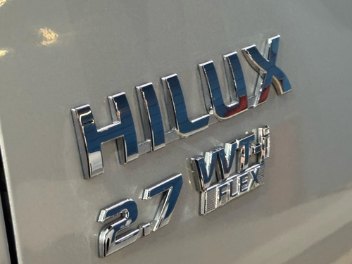 Toyota Hilux 2.7 SR 4X2 CD 16V FLEX 4P AUTOMÁTICO
