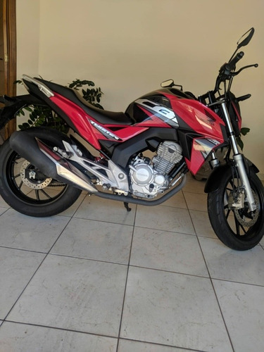 Imagem 1 de 5 de Honda Cb Twister